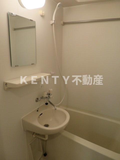 バス・シャワールーム　お風呂で日々の疲れを落としましょう