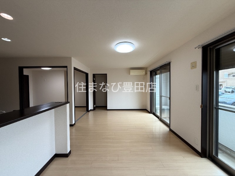 居室・リビング　同型タイプ