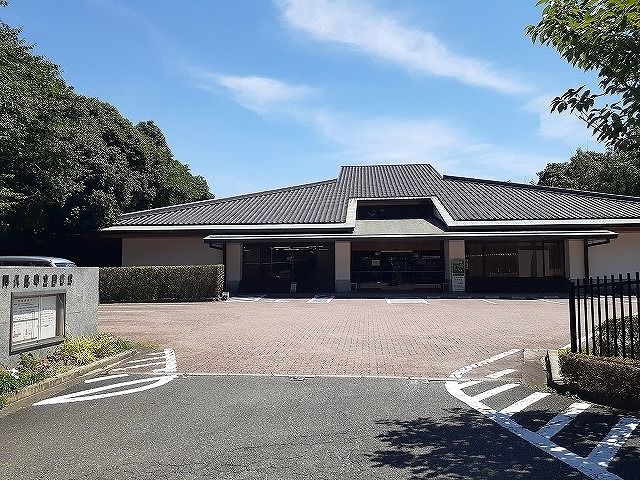 図書館　阿久比町立図書館（図書館）まで50m