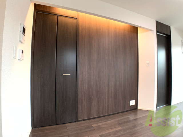 収納　クローゼットがありました。お洋服や荷物はここへ