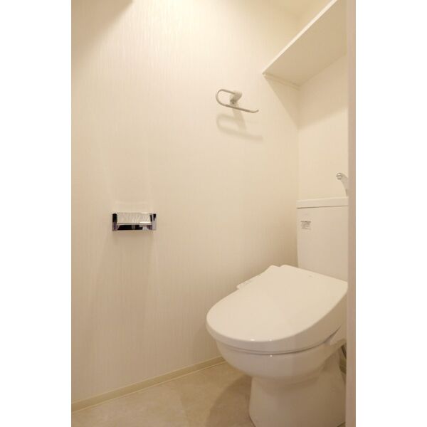 トイレ　トイレもきれいです