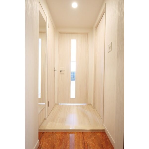 玄関　明るい玄関です