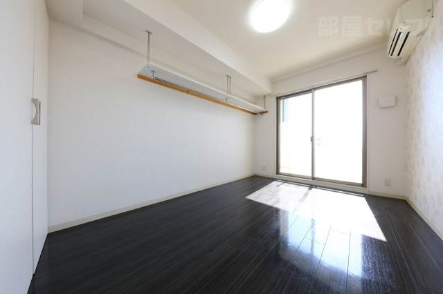 居室・リビング　日当たり良好なお部屋です