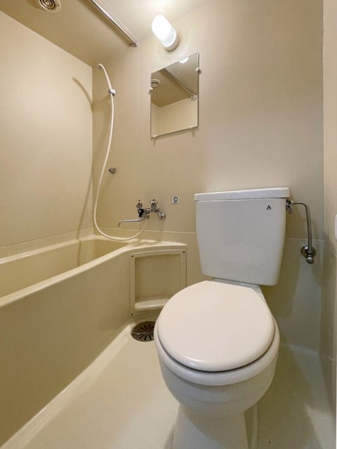 バス・シャワールーム　【浴室】※同タイプ部屋別