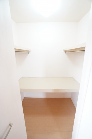収納　※同物件・反転タイプの写真です。