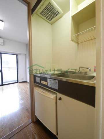 キッチン　反転タイプ・別部屋参考写真