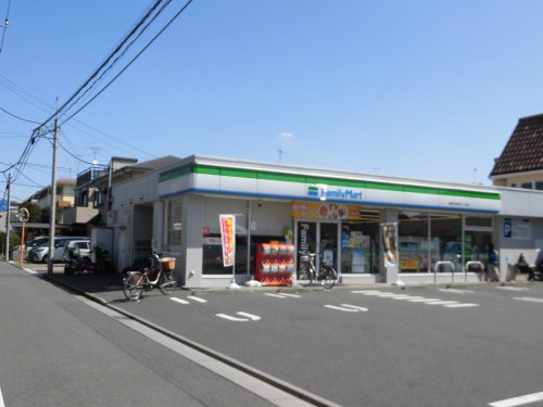 コンビニ　ファミリーマート 練馬石神井町八丁目店（コンビニ）まで286m