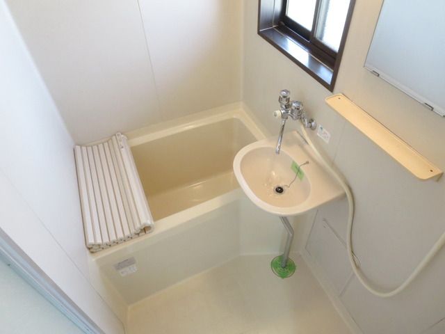 バス・シャワールーム　★お部屋探しはタウンハウジング稲田堤店まで★