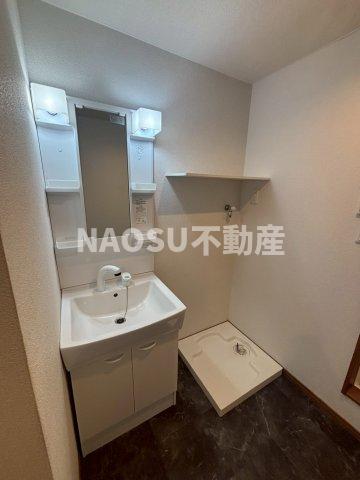 洗面設備　使いやすい洗面所です