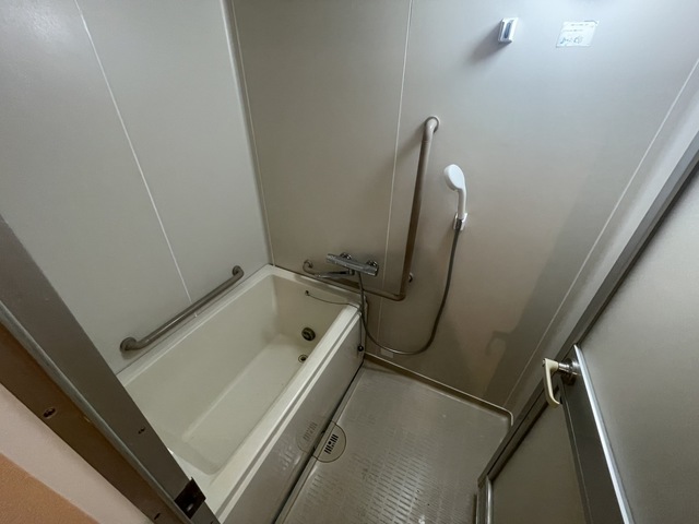 バス・シャワールーム　別部屋参考写真です