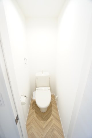 トイレ　※同物件・同タイプの写真です。