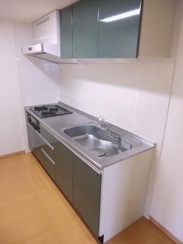 キッチン　お料理も楽しい３口システムキッチン
