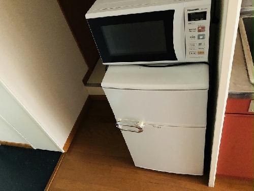 キッチン　２ドア冷蔵庫・レンジ