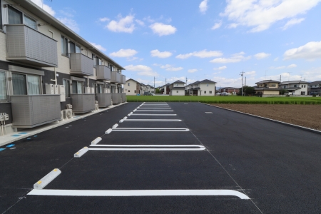 駐車場　車をお持ちの方に嬉しい駐車場付きの物件です