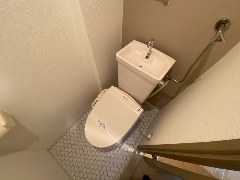 トイレ　清潔感があり安心して使用できるトイレになっておりました。