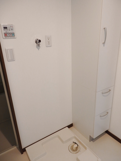 その他設備　室内洗濯機置場有