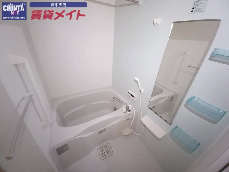 バス・シャワールーム　同型参考写真