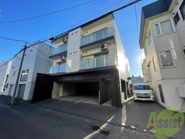 建物外観　札幌市北区北３５条西「ミルネージュ３５」
