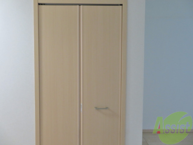 収納　奥行きも十分にあり大きな荷物でも収納することが出来ます。