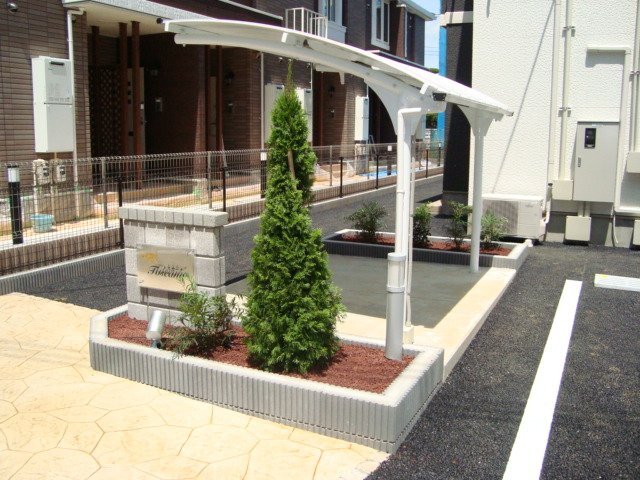 建物外観　外観写真（昼）