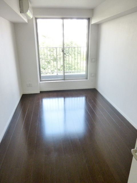 居室・リビング　★フローリングのお部屋です★