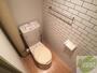 トイレ　こちらはトイレです。清潔感があり、安心して使用できます。