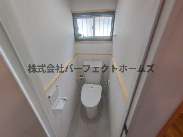 トイレ　清潔感のあるトイレです
