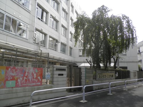 幼稚園・保育園　台東区立たいとうこども園（幼稚園・保育園）まで150m