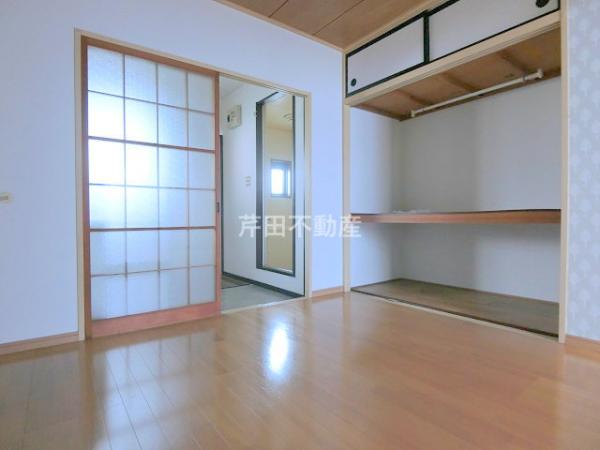 その他　★各居室収納付き★