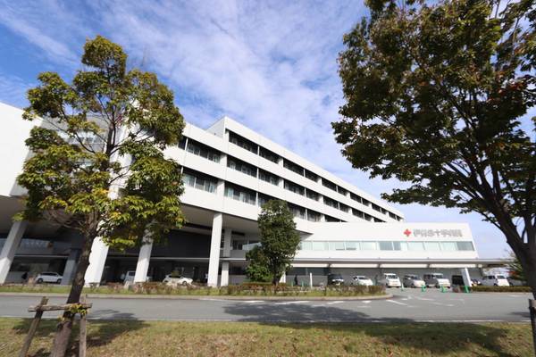 病院　伊勢赤十字病院（病院）まで400m
