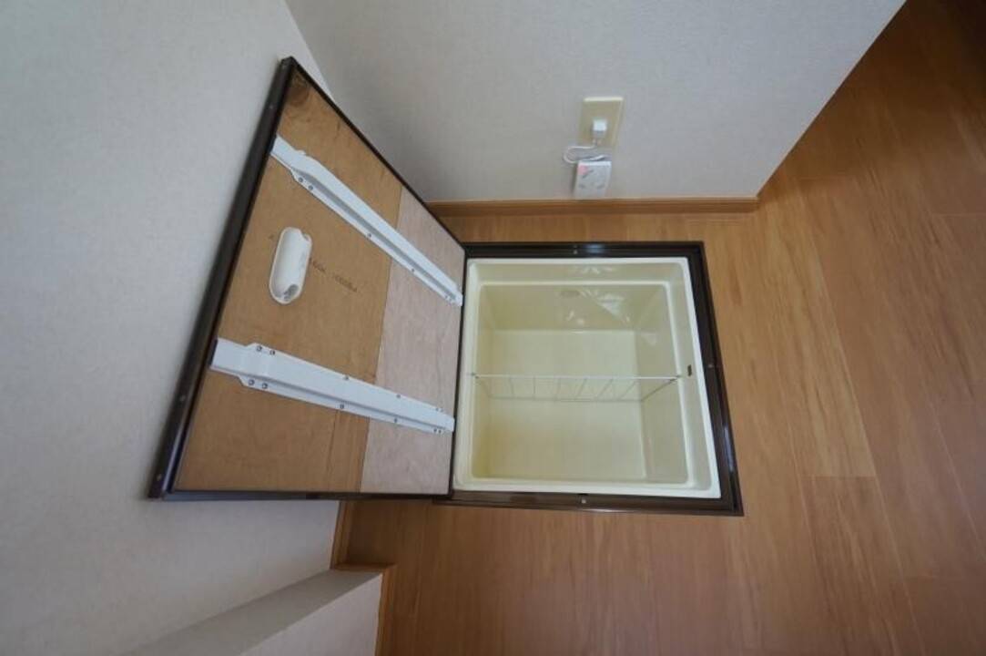 収納　床下収納