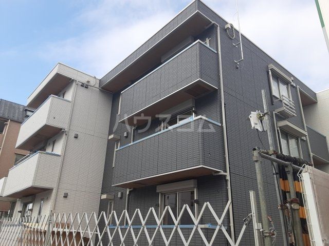 カーサ ミラの外観写真