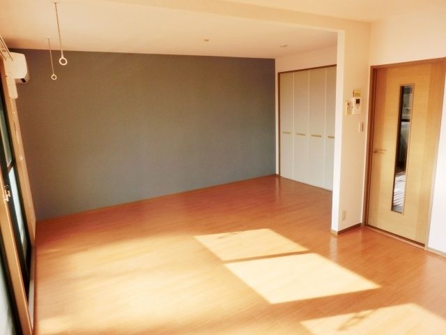その他部屋・スペース　広々１３.５帖のリビング
