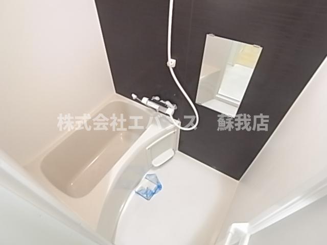 バス・シャワールーム　お風呂で日々の疲れを落としましょう