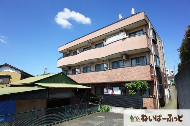 グローバルジョイ弐番館の外観写真