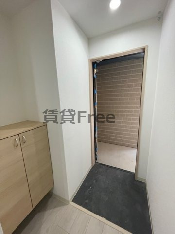 CASA勝山の玄関写真