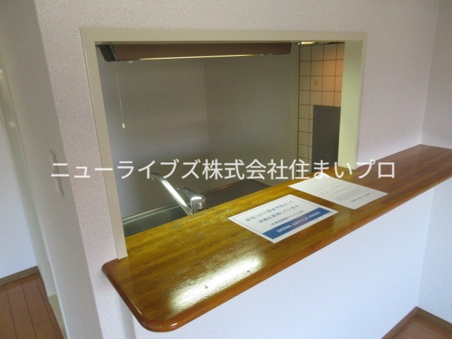 京阪本線 寝屋川市駅 徒歩14分 10階建 築32年の居間写真