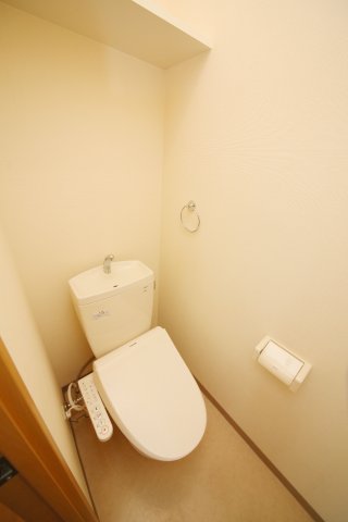 グロワールA棟のトイレ写真