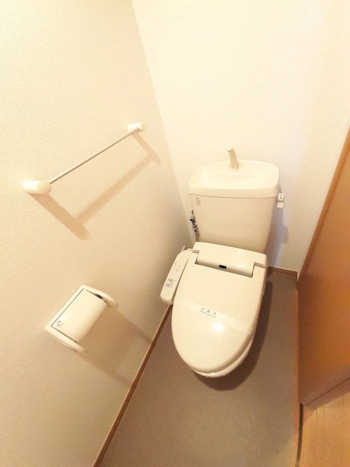 都営浅草線 本所吾妻橋駅 徒歩5分 10階建 築20年のトイレ写真