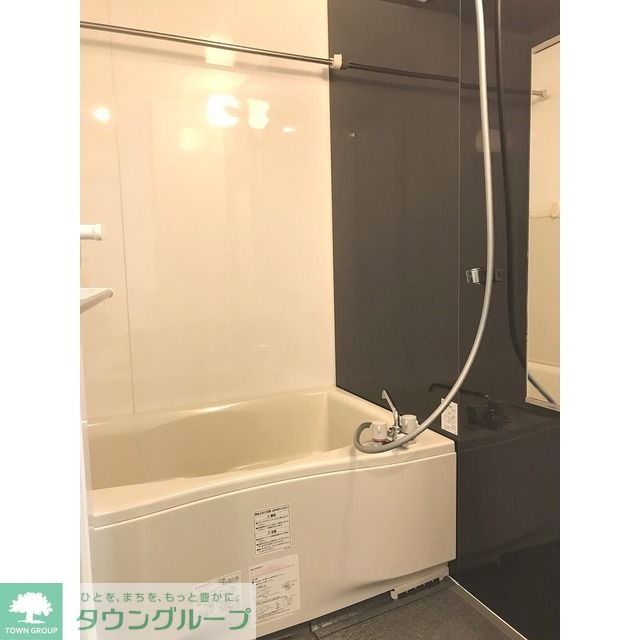 バス・シャワールーム　同タイプ・別部屋画像