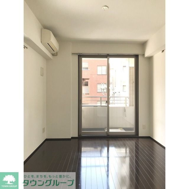 居室・リビング　同タイプ・別部屋画像