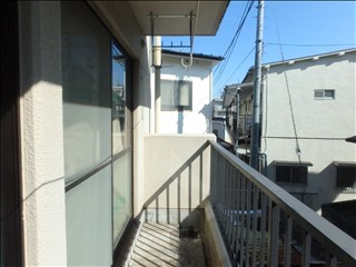 京王線 柴崎駅 徒歩6分 3階建 築42年の内装写真