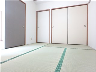 京王線 柴崎駅 徒歩6分 3階建 築42年の外観写真