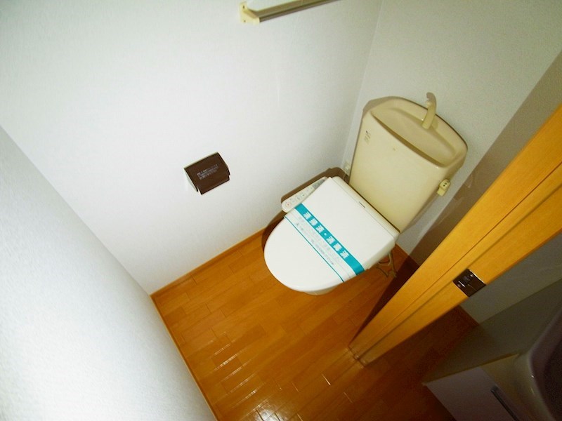 トイレ　同一物件参考写真