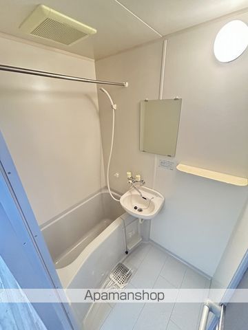 北大阪急行 江坂駅 徒歩12分 5階建 築29年の風呂写真