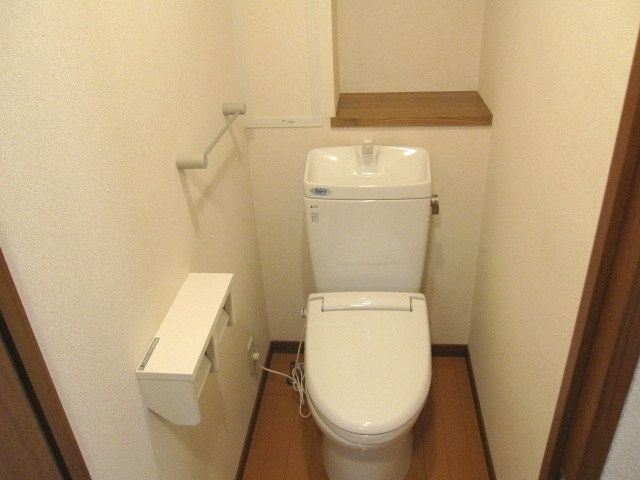 トイレ　★暖かウォームレット付きのトイレです★