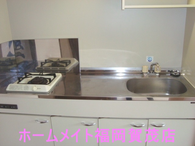 地下鉄七隈線 梅林駅 徒歩6分 2階建 築28年のキッチン写真