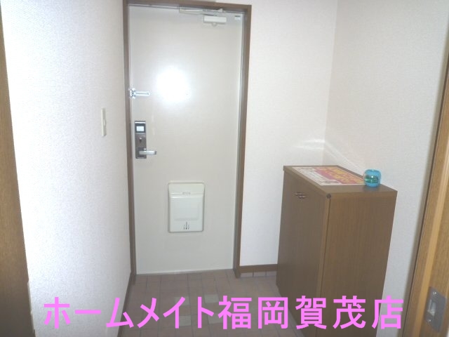 地下鉄七隈線 梅林駅 徒歩6分 2階建 築28年の玄関写真