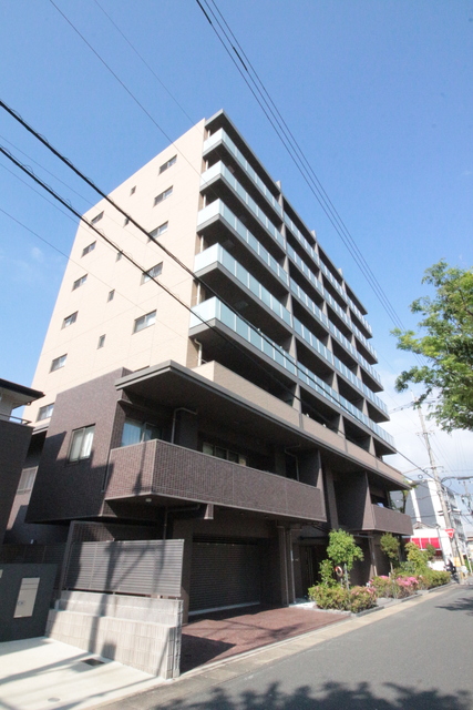 福岡市東区筥松のマンションの建物外観