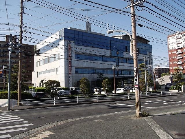 【北九州市八幡西区北鷹見町のマンションの警察署・交番】